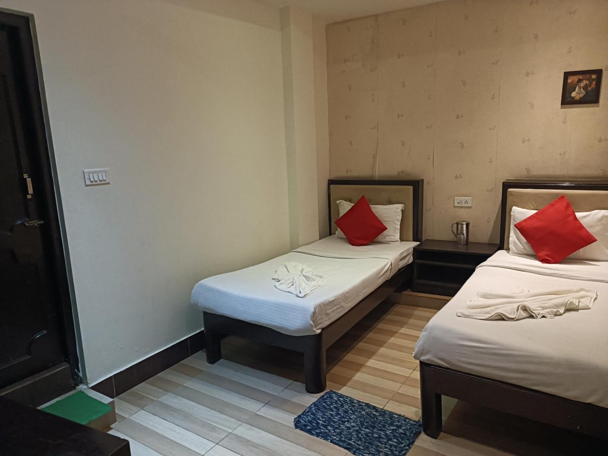 Hotel Serene 실롱 외부 사진