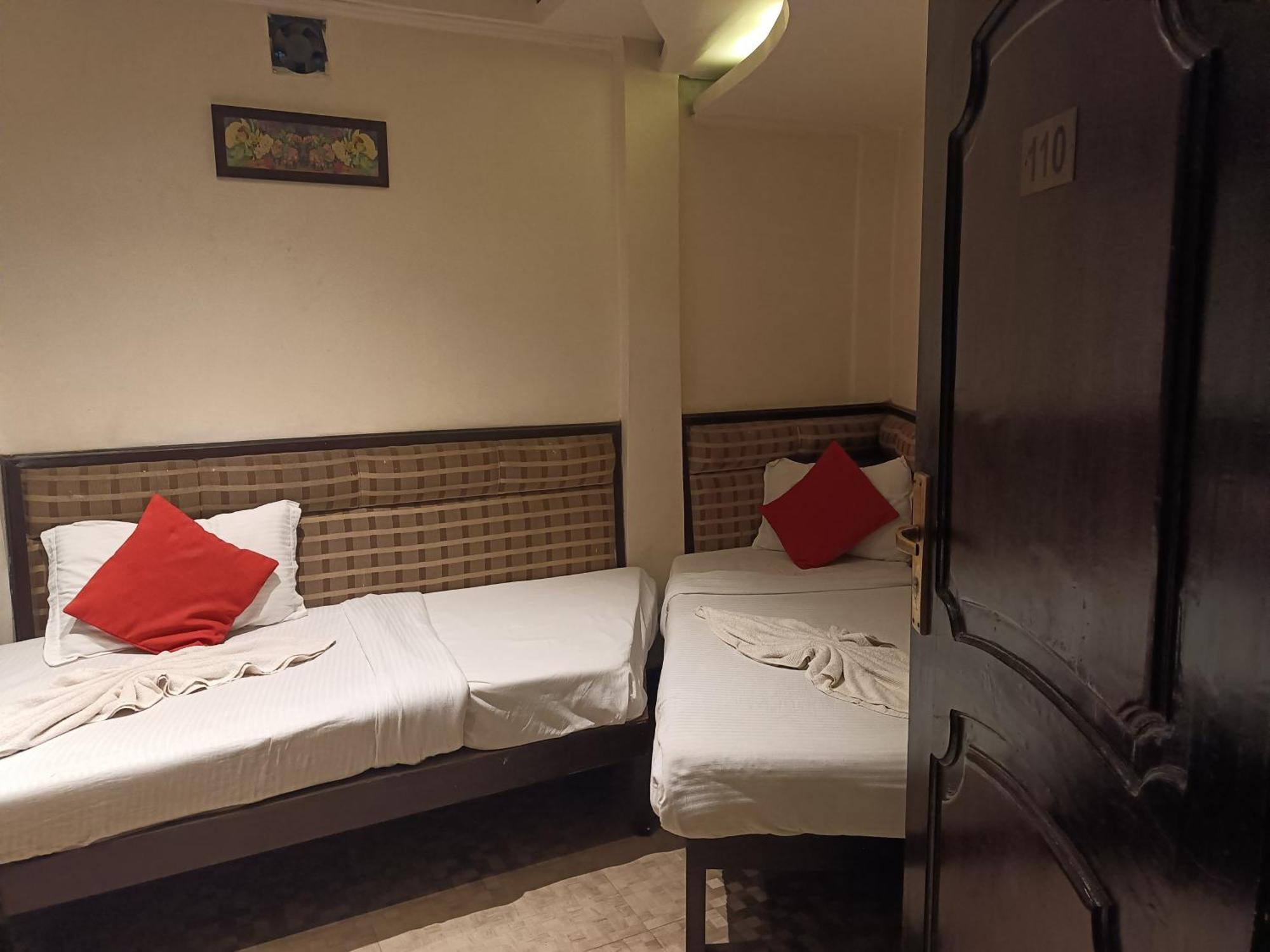 Hotel Serene 실롱 외부 사진